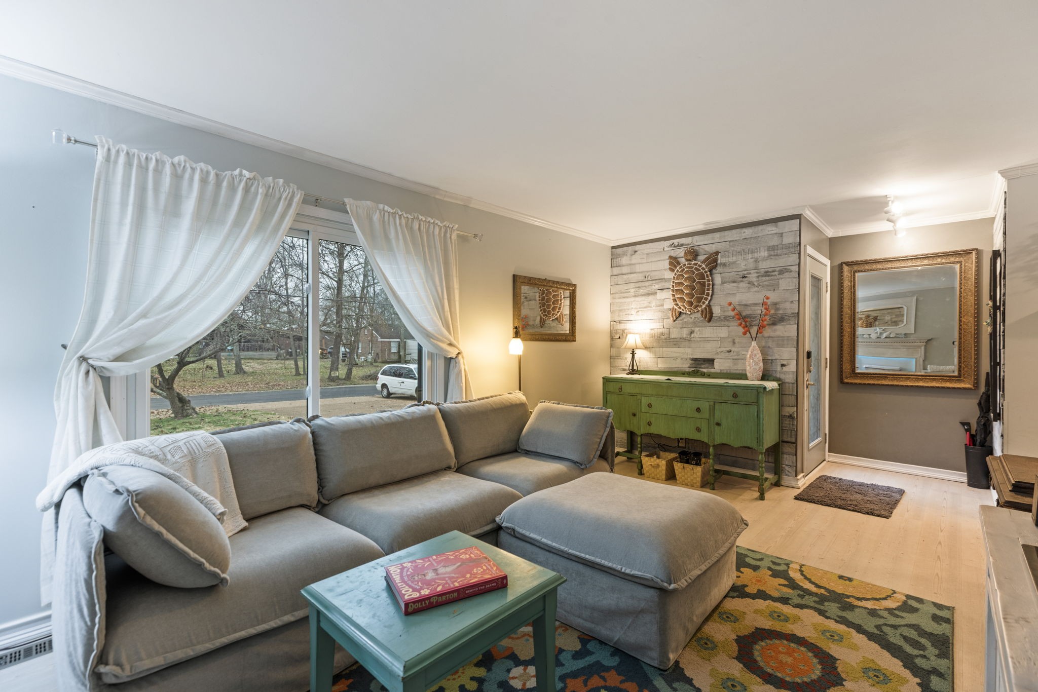 514 Doral Country Dr