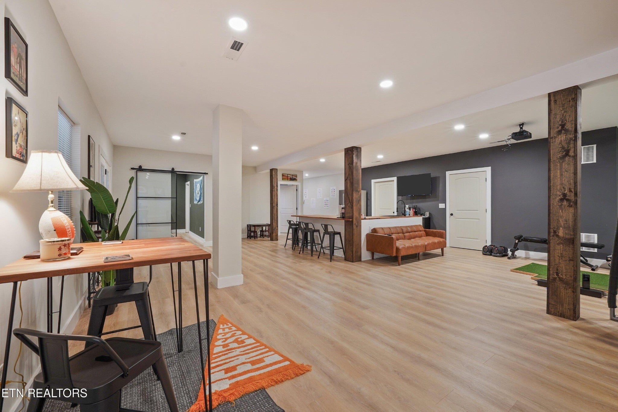 964 Deerwood Drive