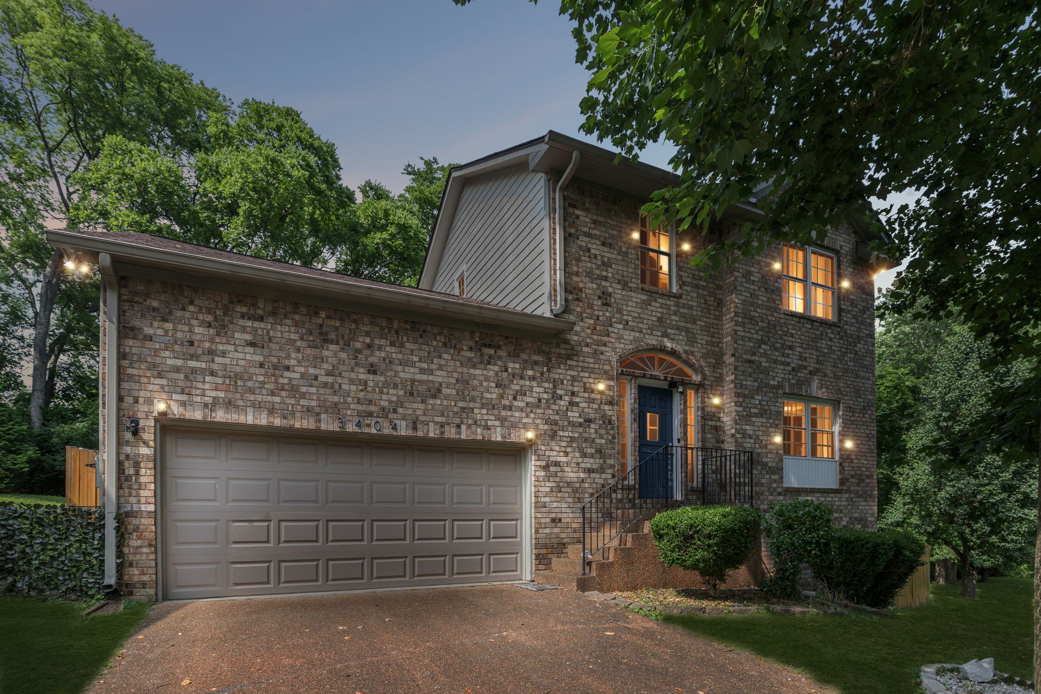 3404 Parkwood Ct