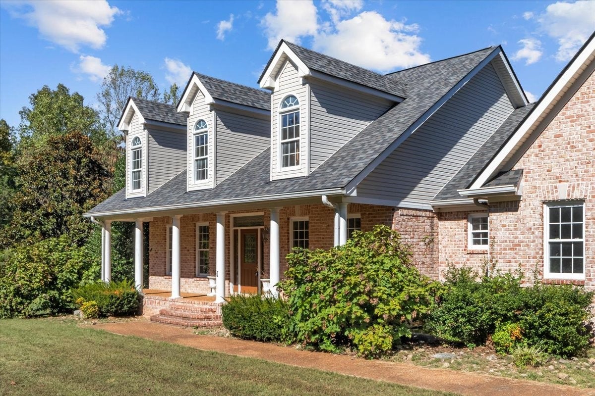 2440 Maple Grove Rd