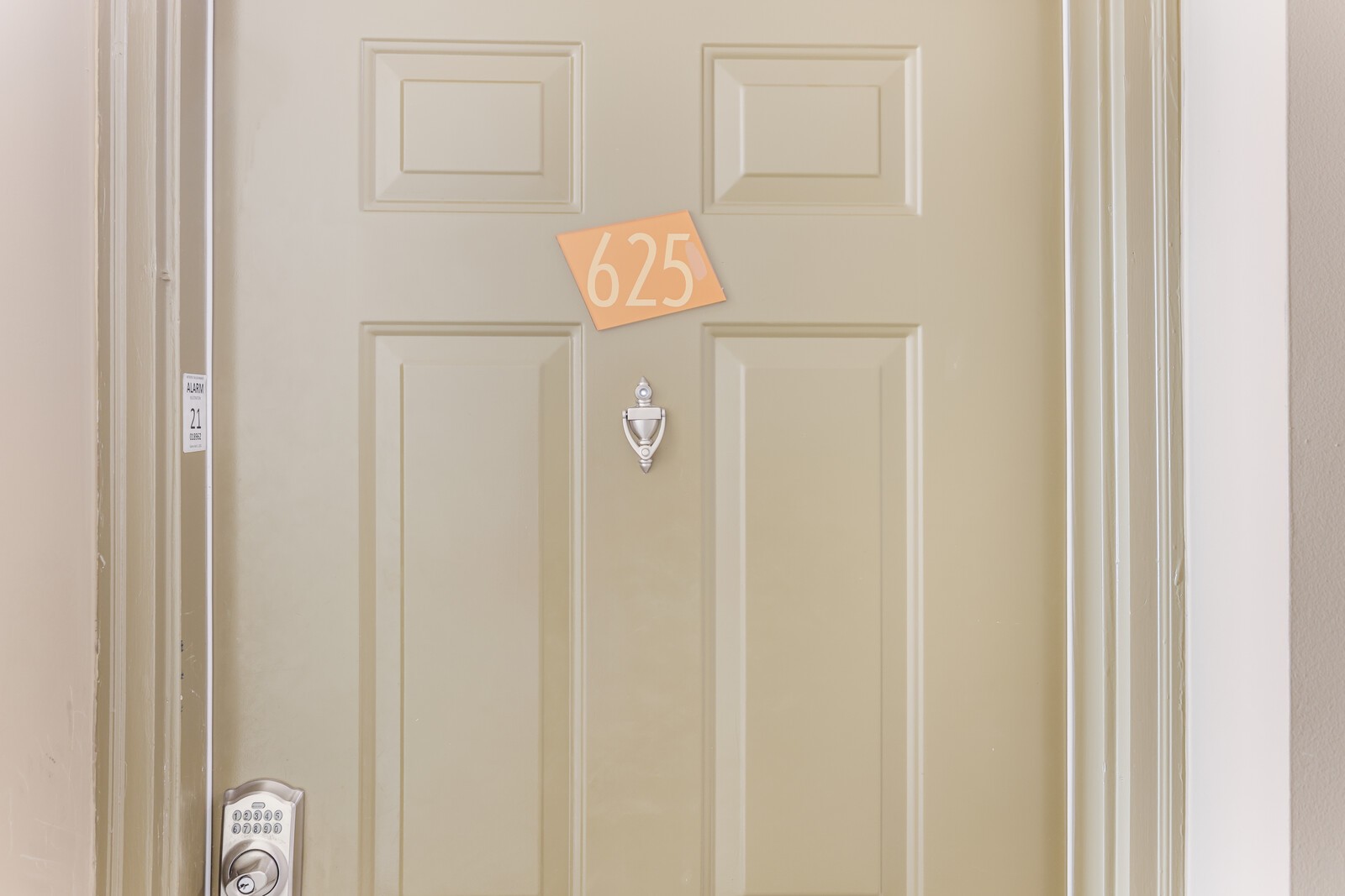 1803 Broadway 625