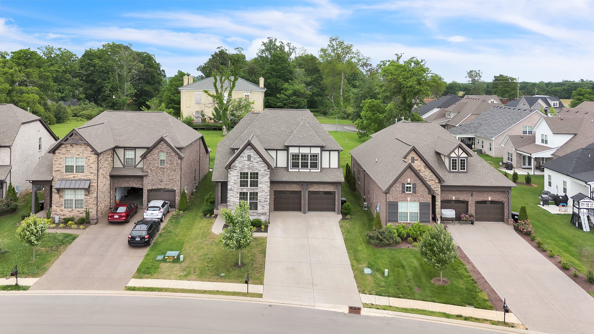 4651 Maryweather Ln