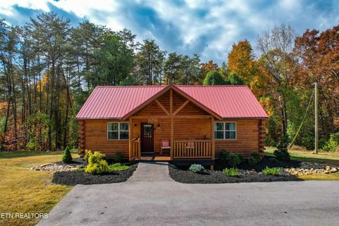 1136 Pinyon Circle Sevierville TN 37863