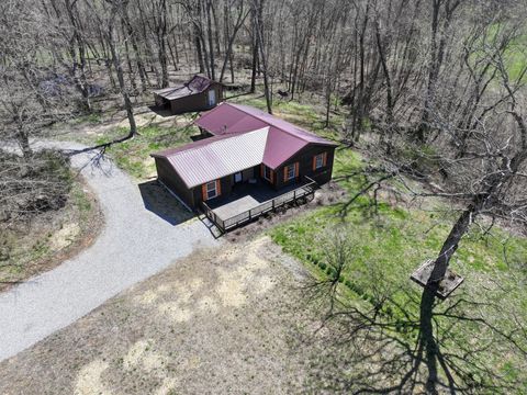 1212 Ussery Rd S Clarksville TN 37040