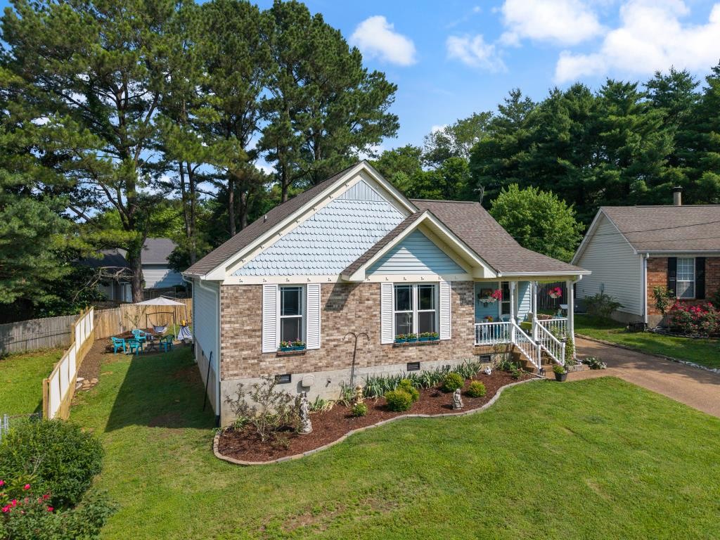 709 Woodbrier Ct