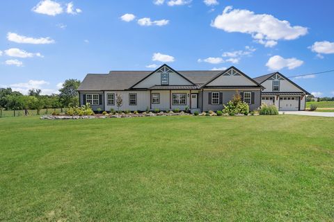 MLS: 2806395