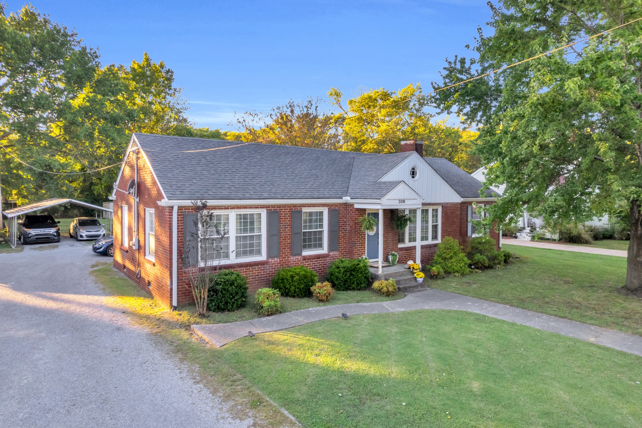 306 Pennsylvania Ave