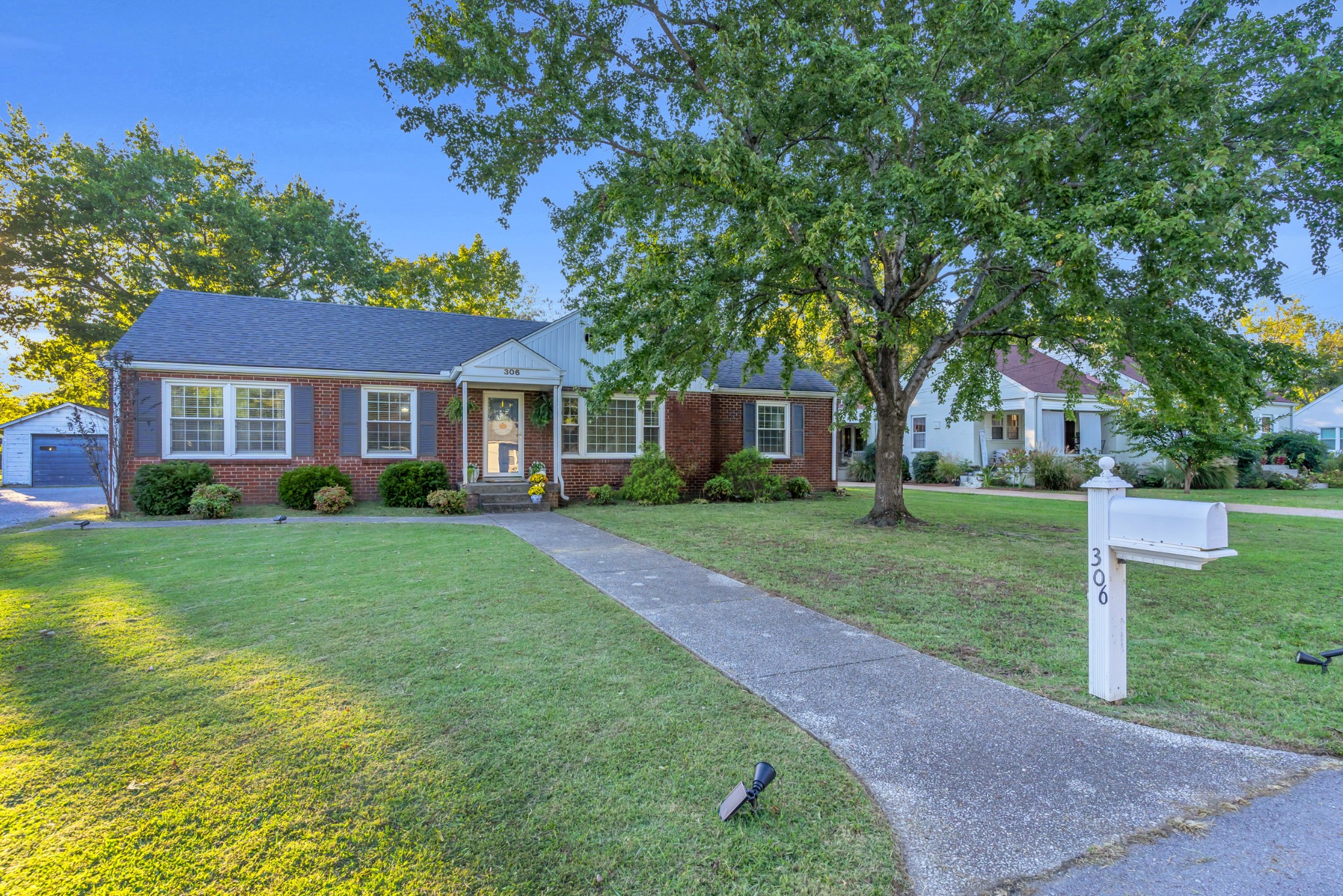 306 Pennsylvania Ave