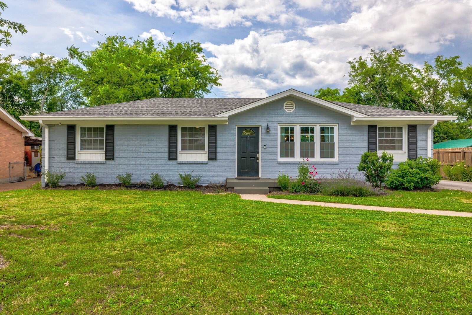 3-bed listing at 6502 Premier Dr, Nashville
