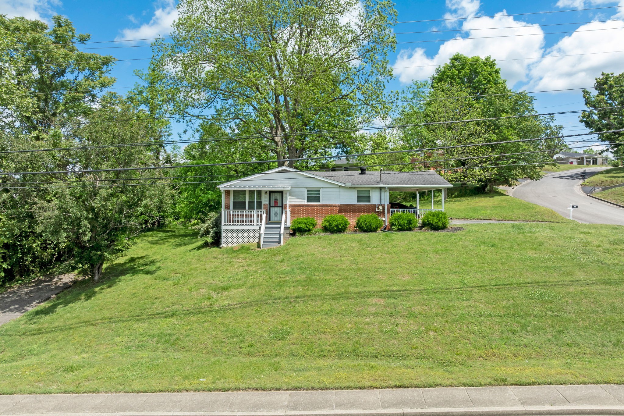 103 Walnut Dr