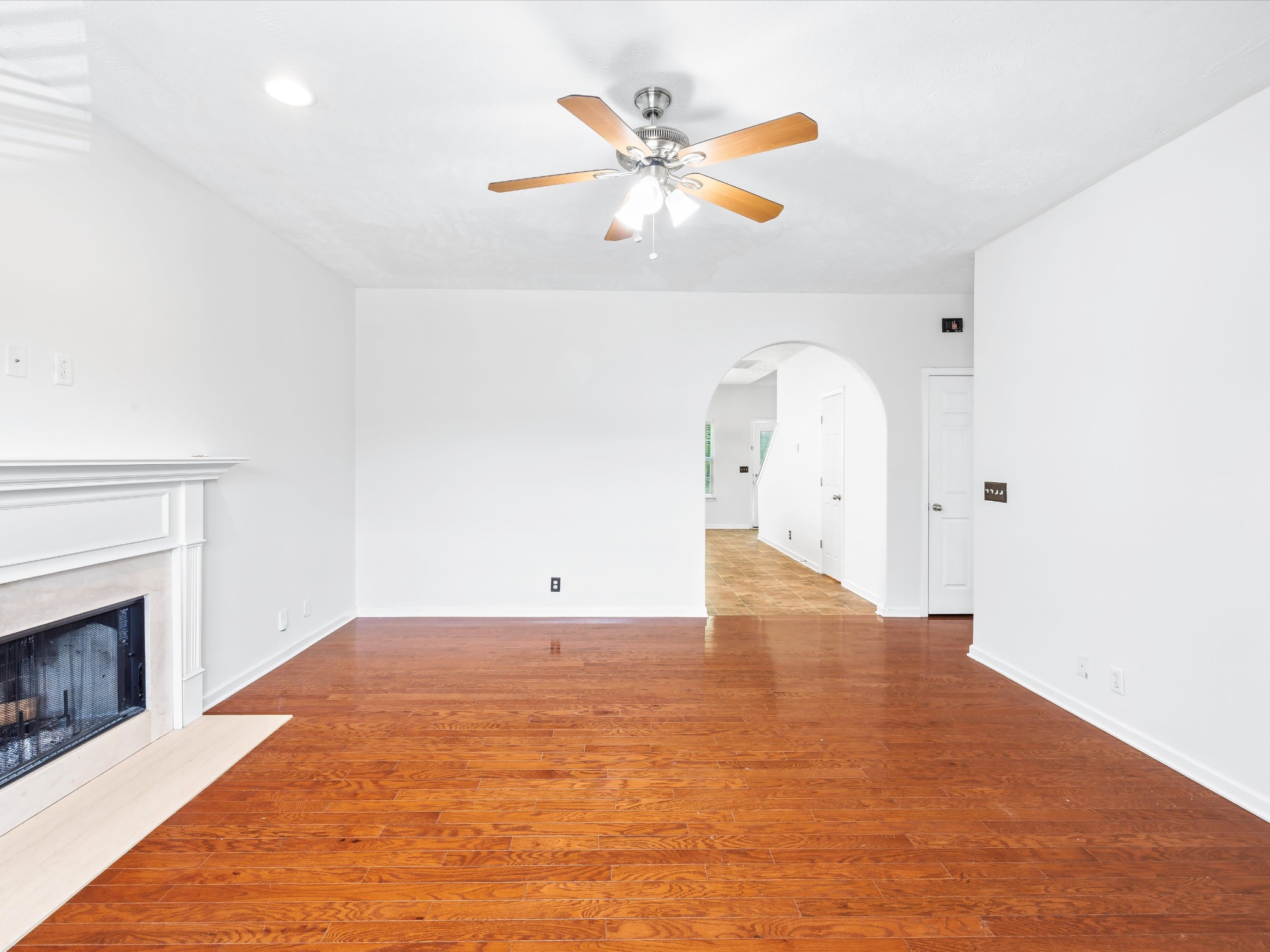 730 Pantera Dr