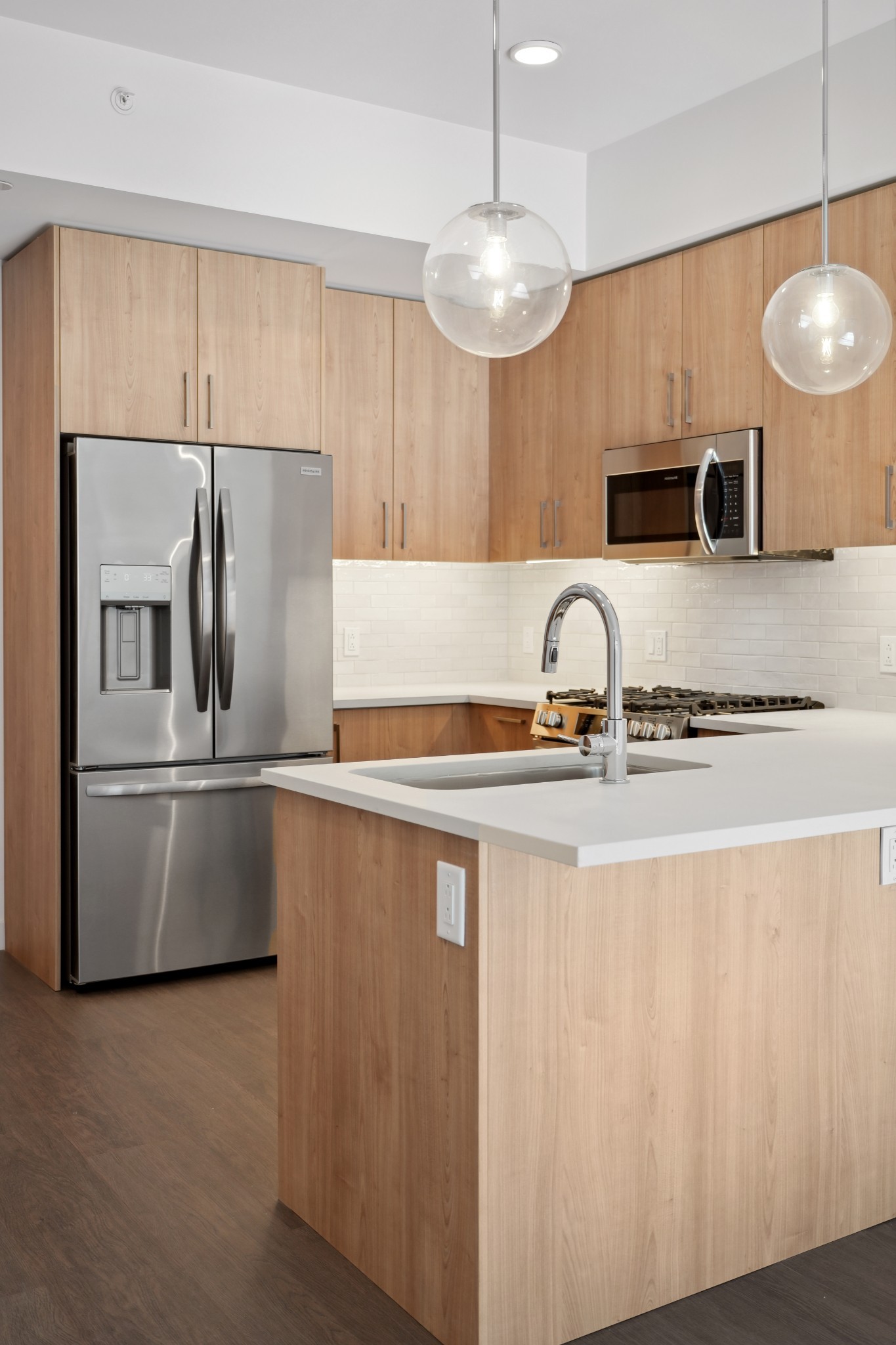 1212 Demonbreun St A7 (M)