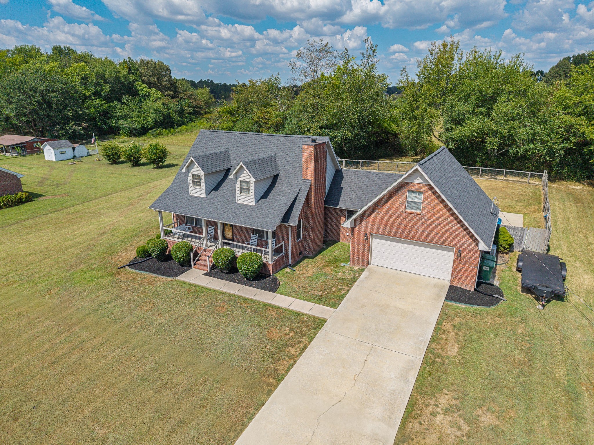 16 Eastridge Rd