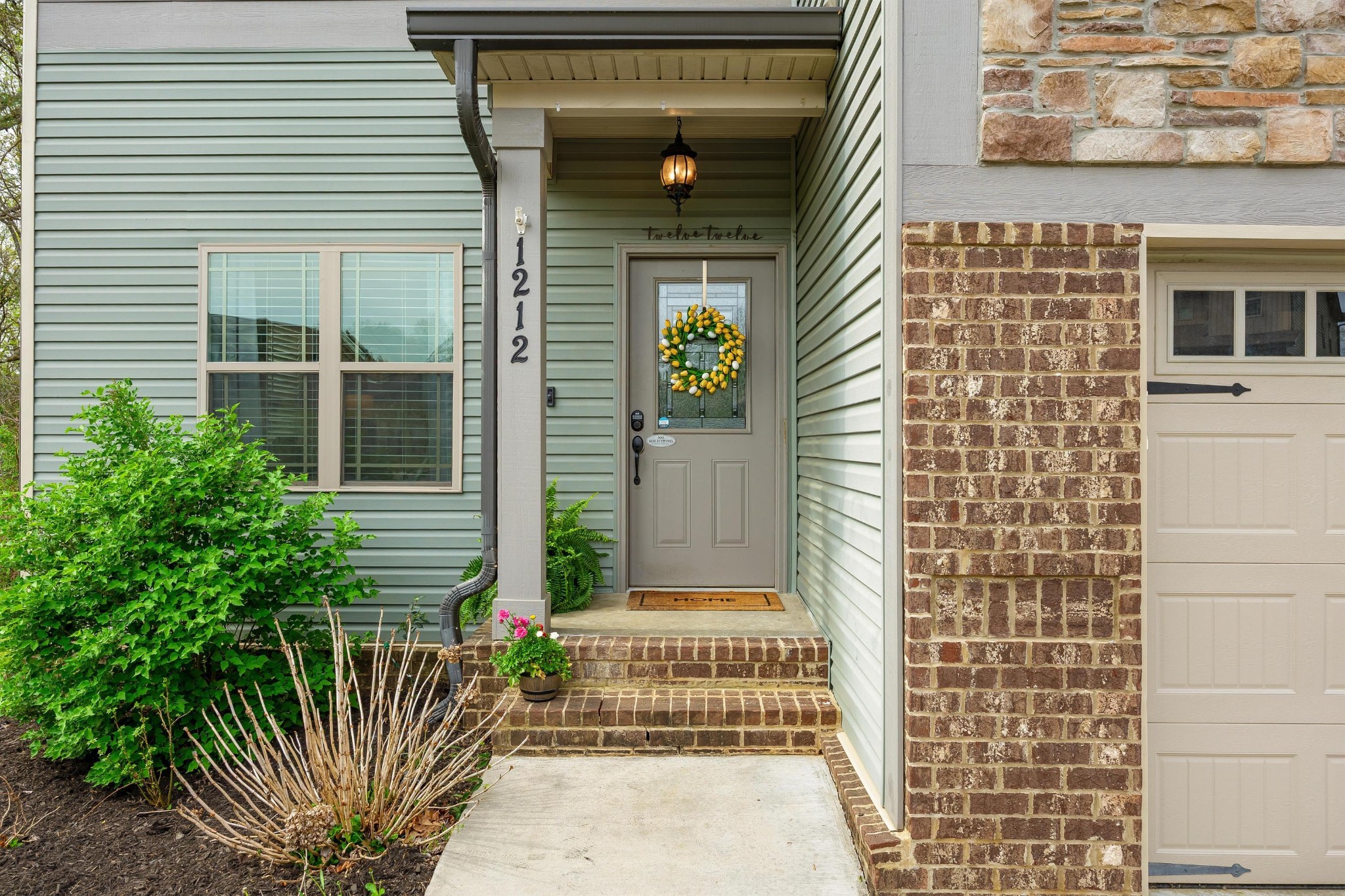 1212 Stone Gate Circle NW