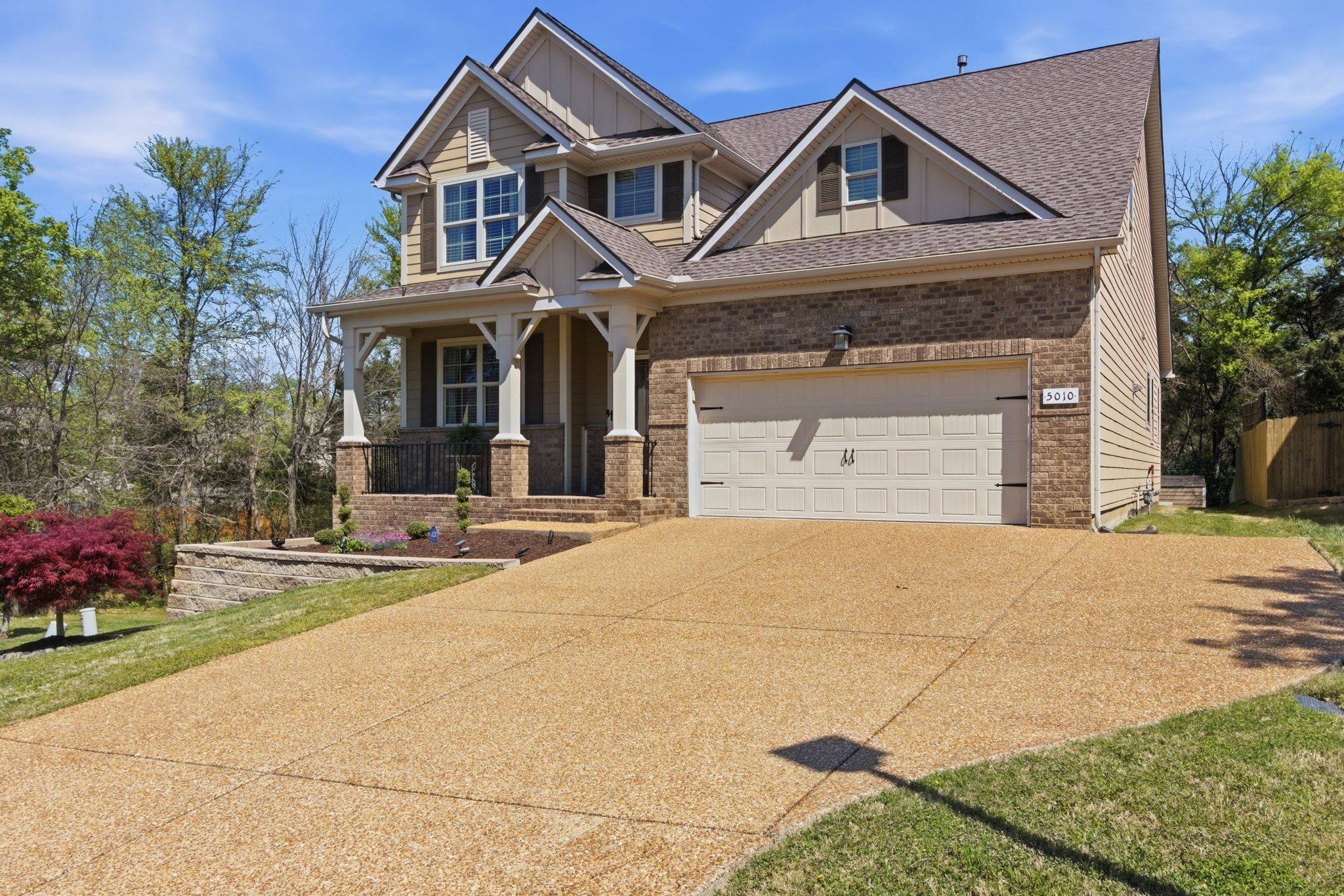 5010 Colton Dr
