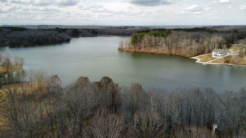 1751 Excalibur Trl Cedar Grove TN 38321