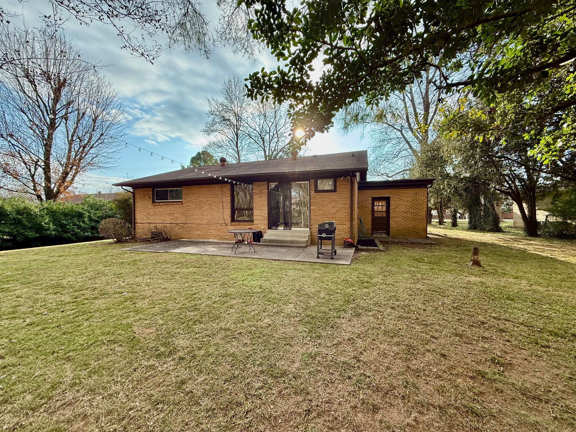 1919 Bradyville Pike