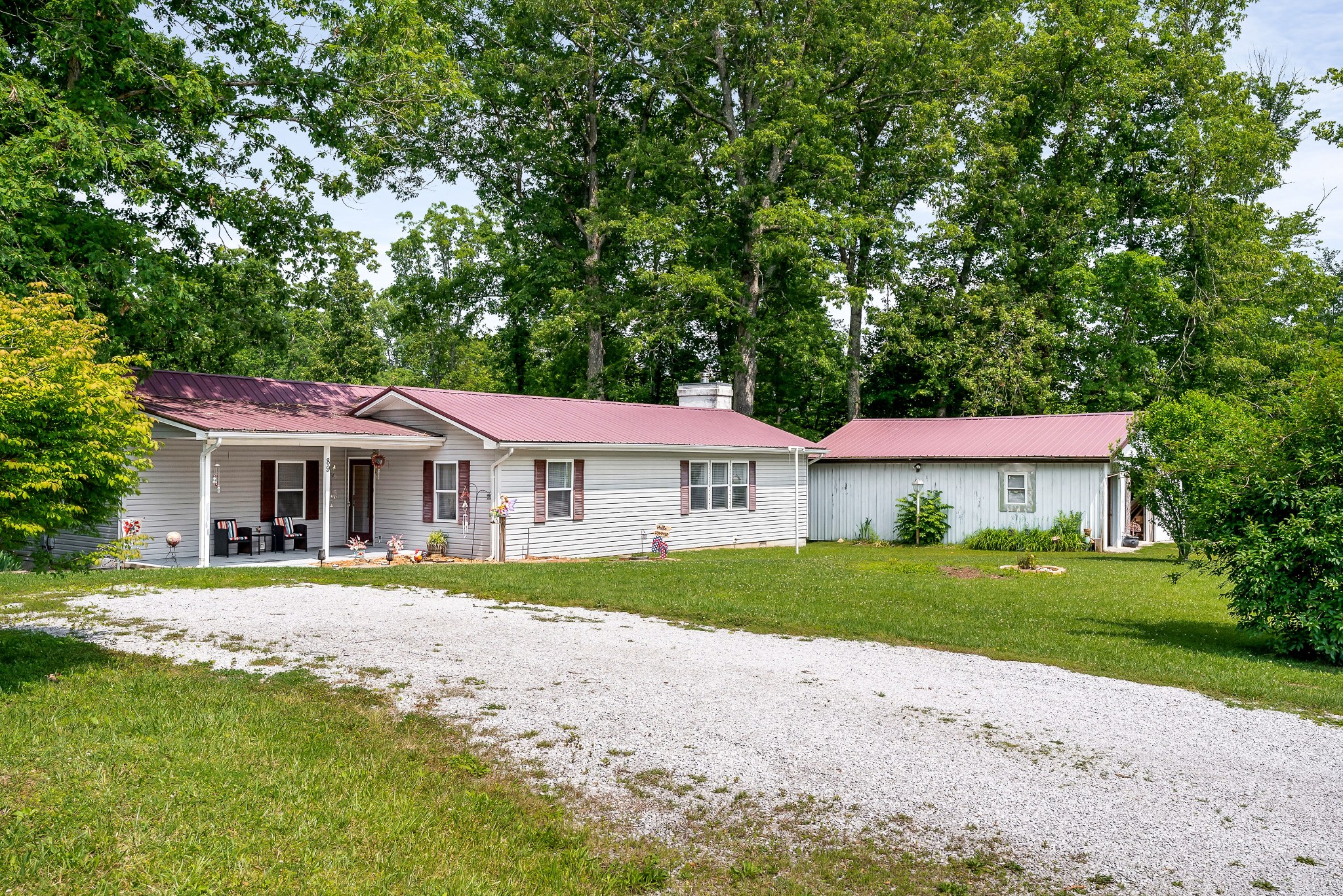 89 Elm Ln