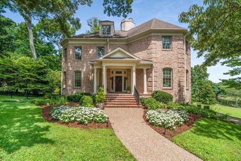 56 Old Club Ct Nashville TN 37215