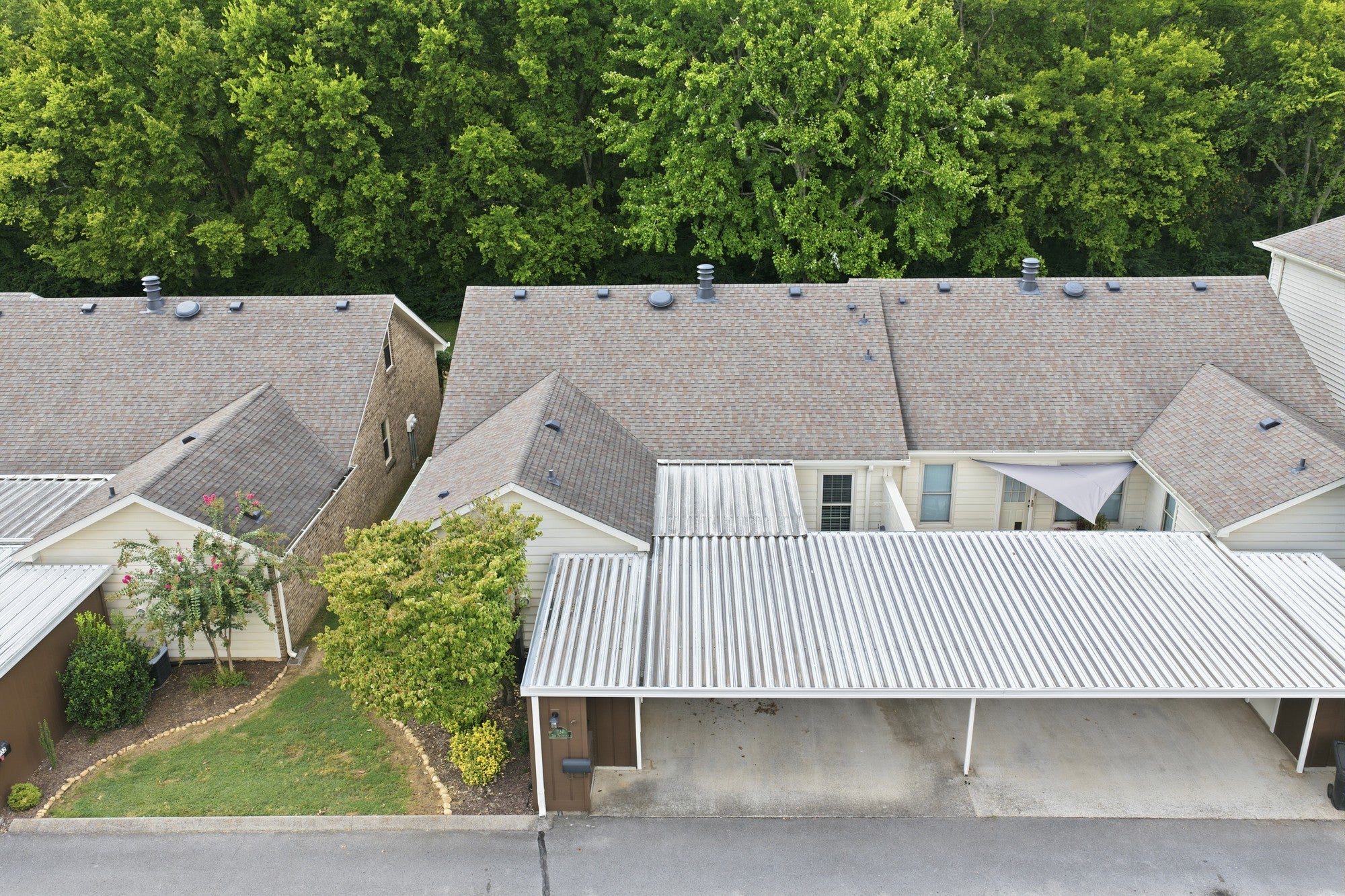 1134 E Northfield Blvd