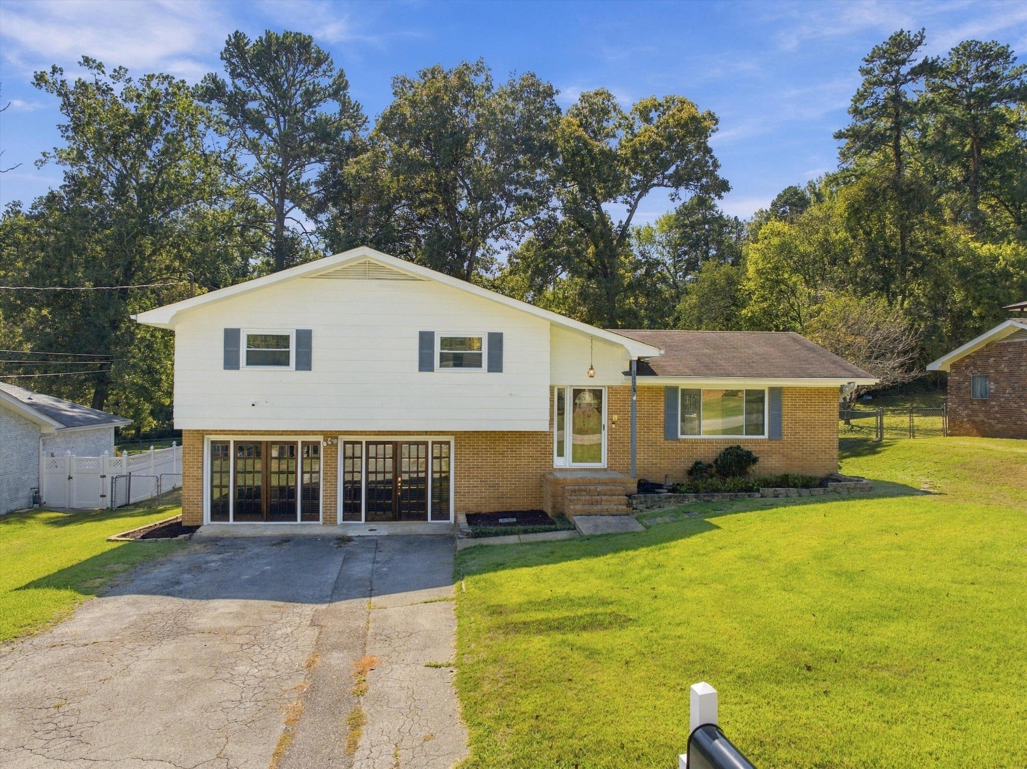 3428 Crabtree Drive