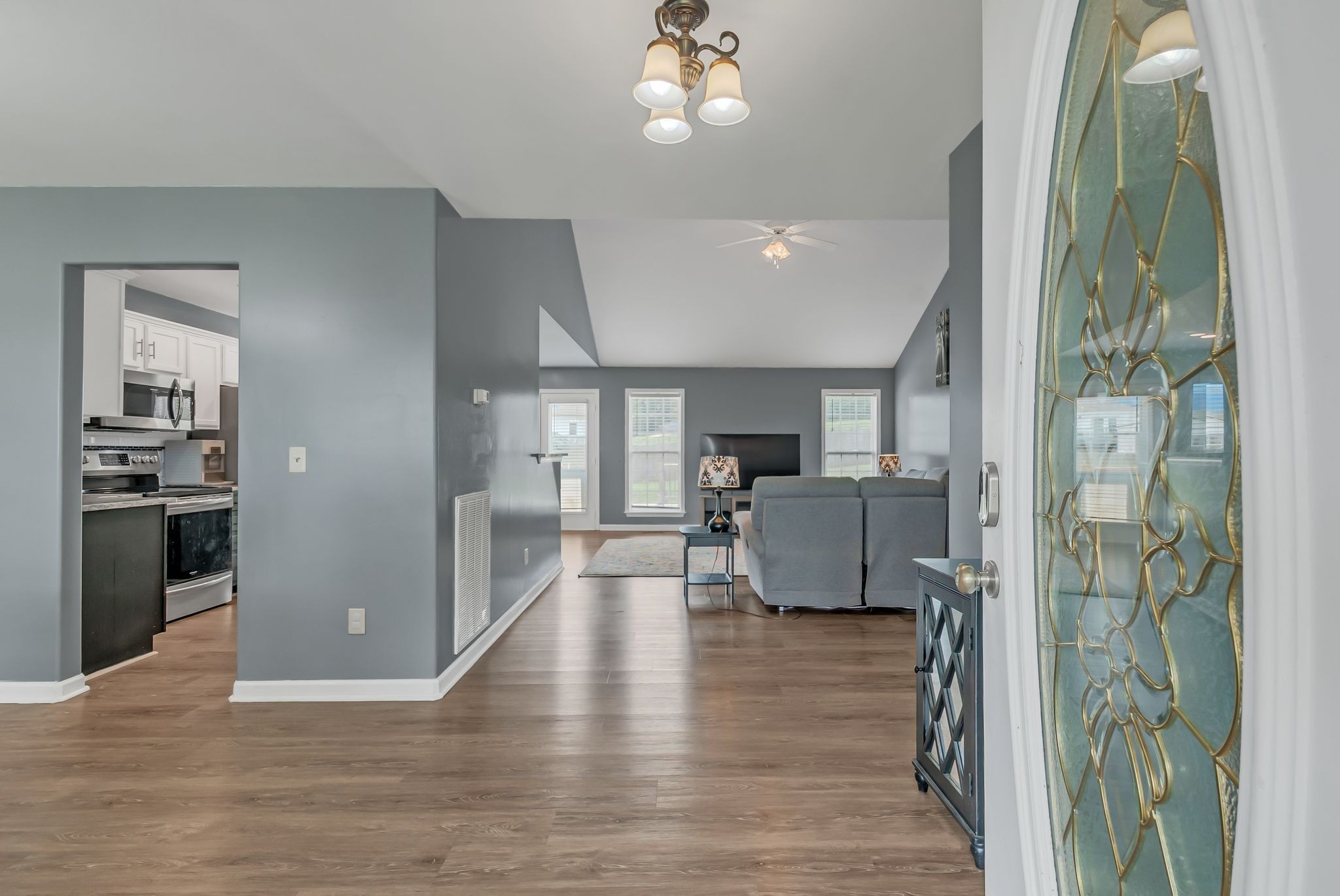 1305 Standing Stone Cir