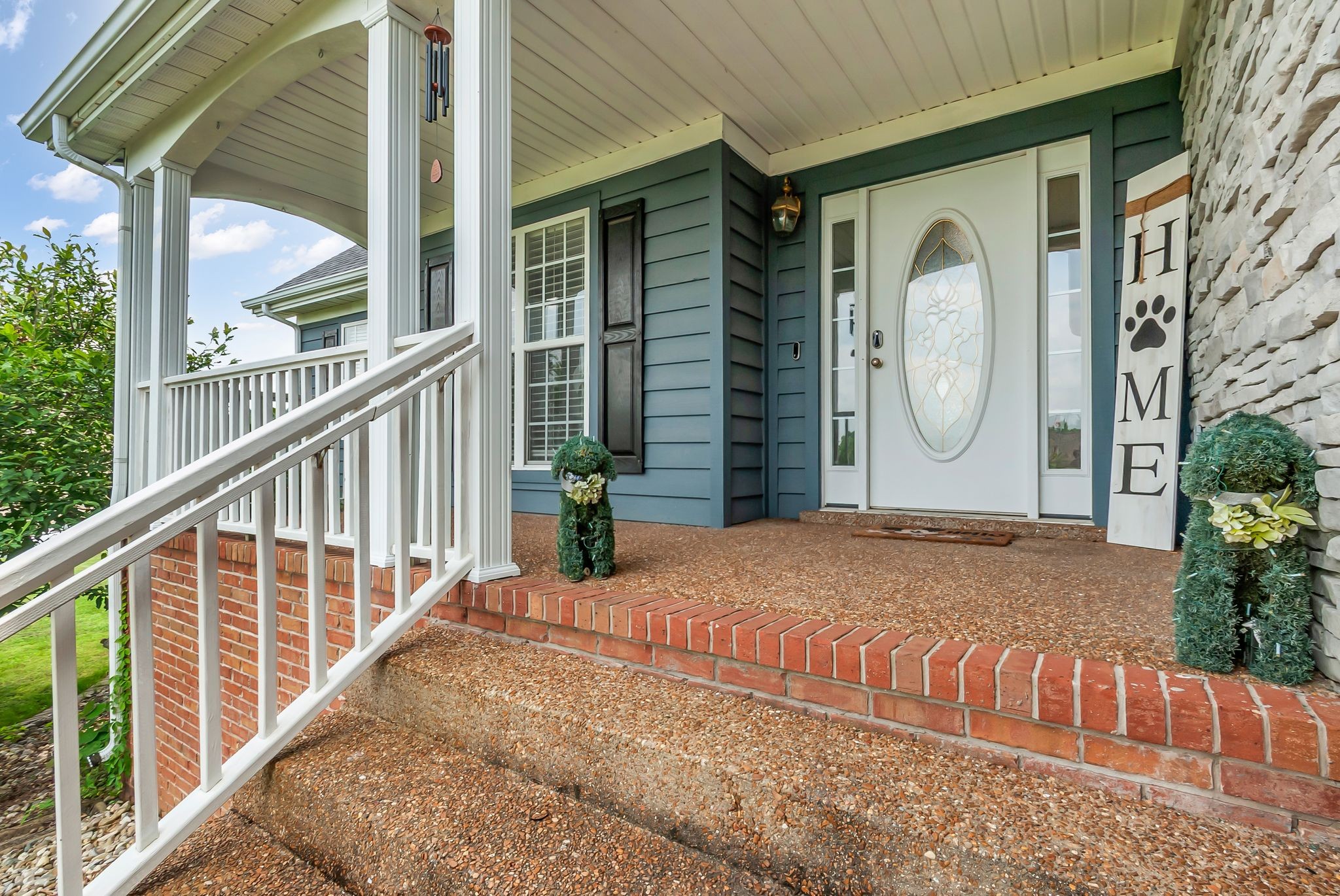 1305 Standing Stone Cir