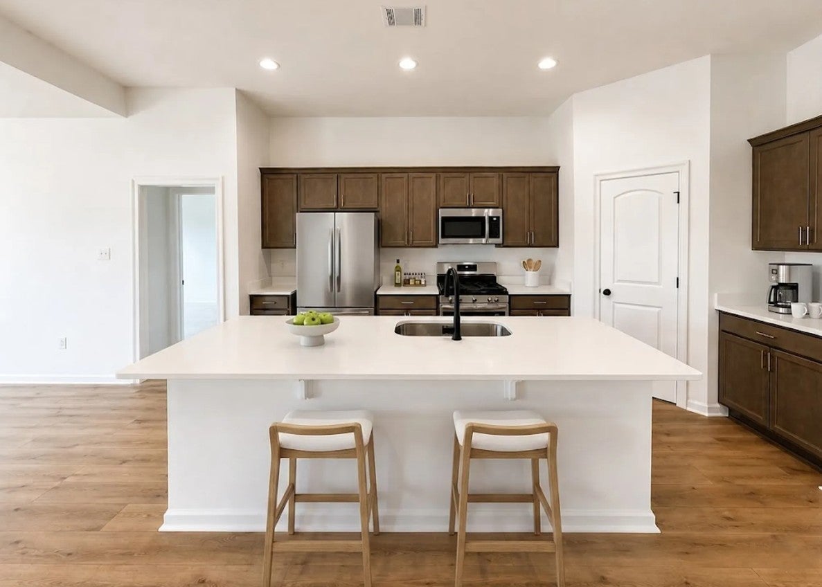 2908 Walnut Grove Dr