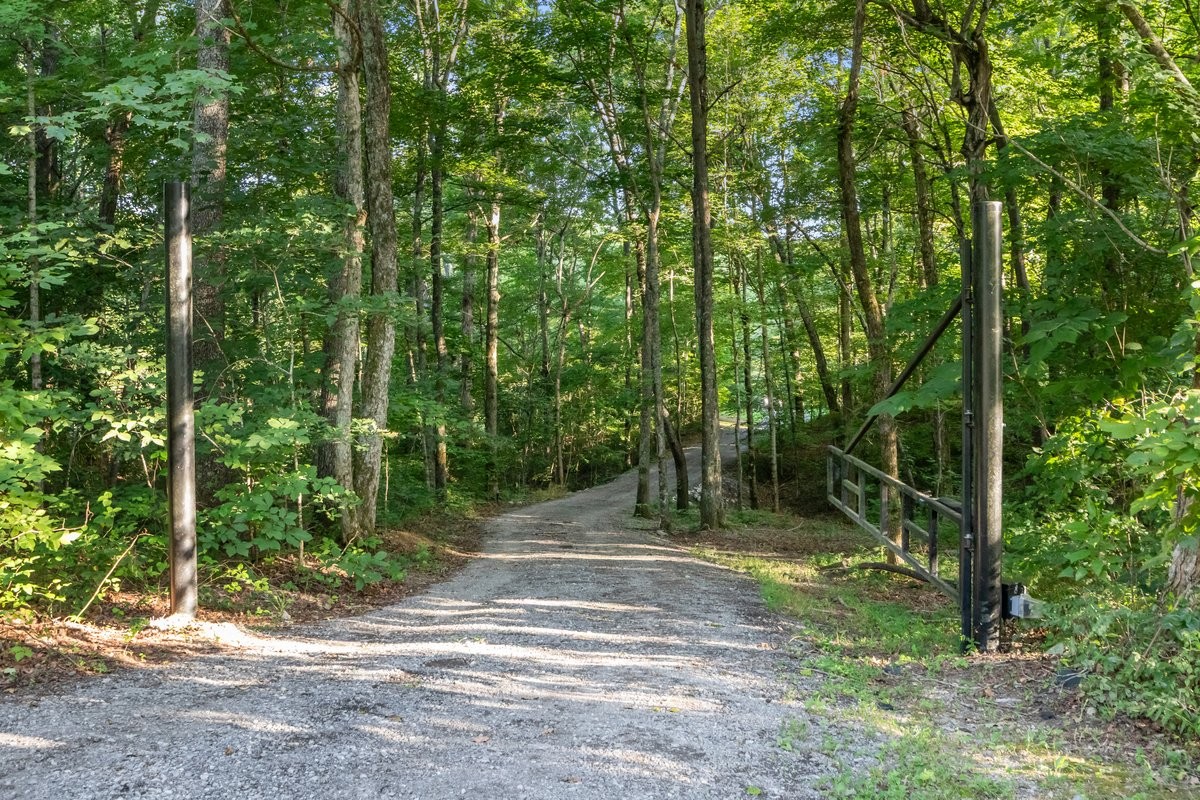 1172 Promise Land Rd