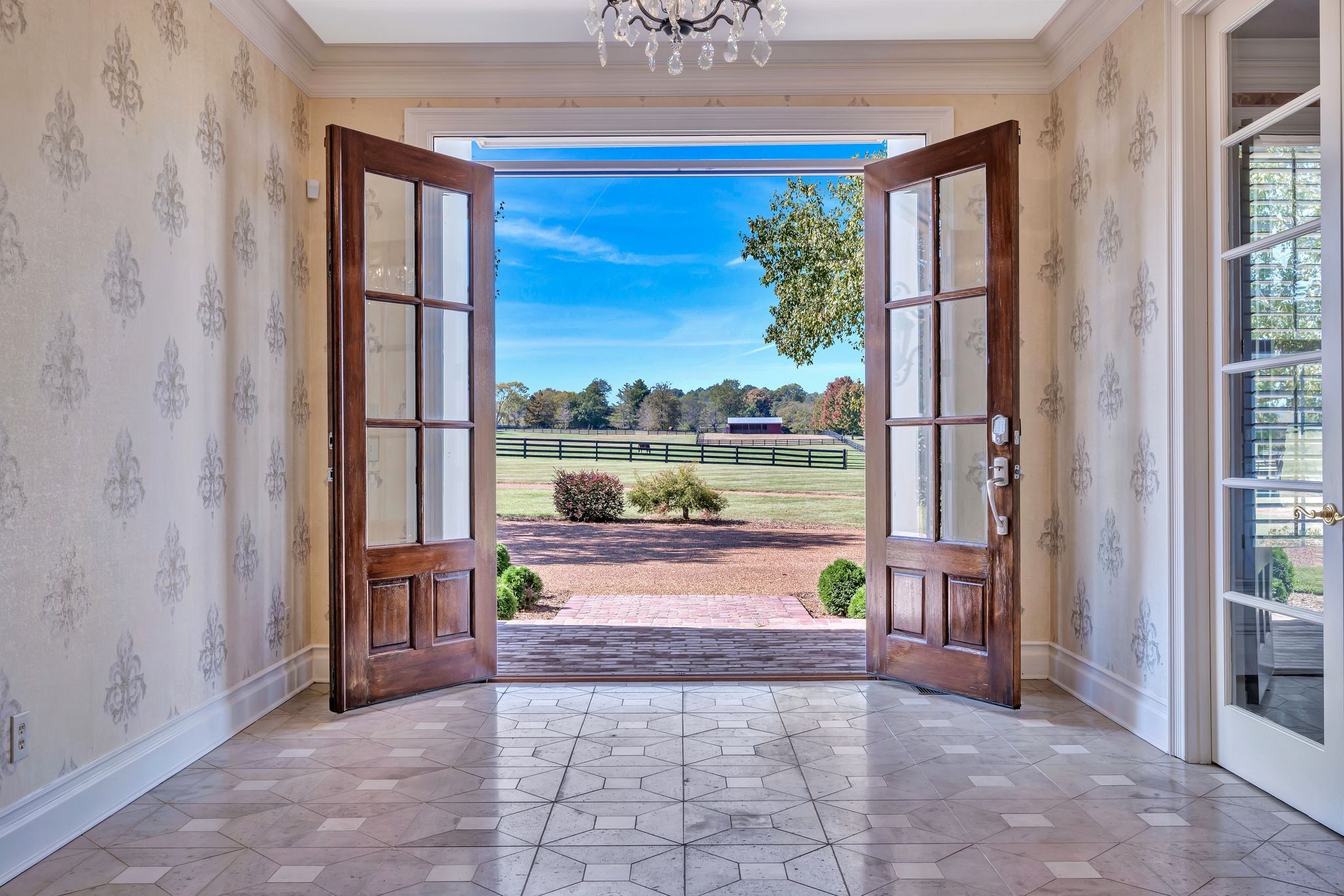 1860 Old Natchez Trce