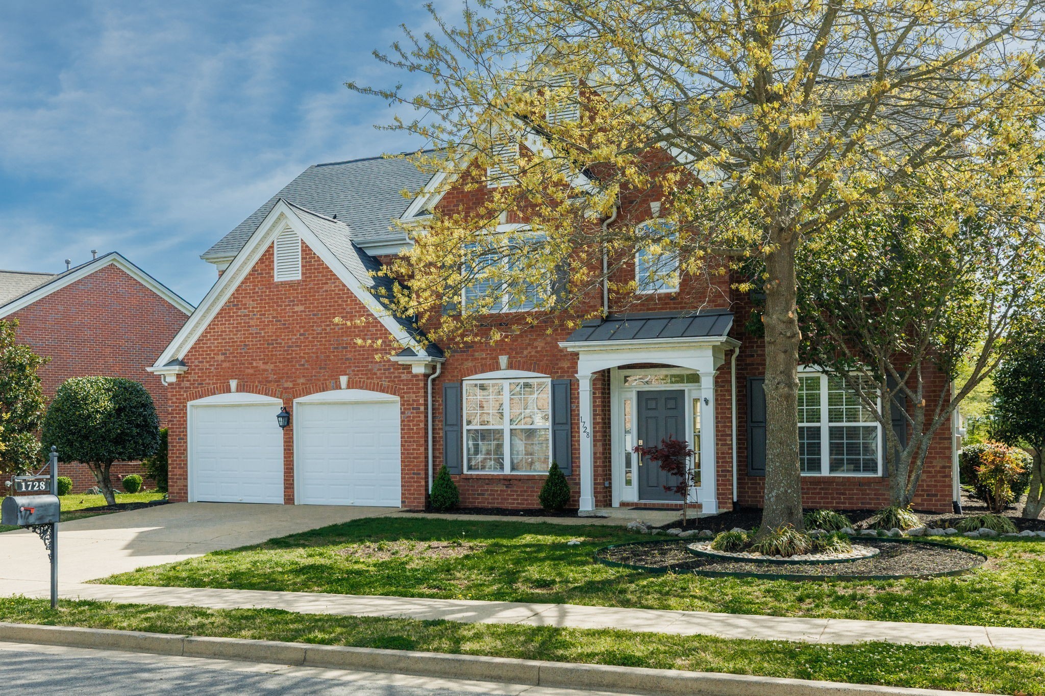 4-bed home for sale in Nolensville, TN 37135, 1728 Bastante Ct 1728 Bastante Ct, Nolensville TN 37135 4-bed home, photo 2 of 44