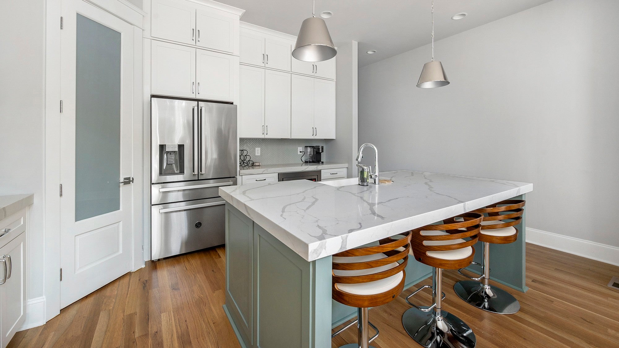 916B N 6th St