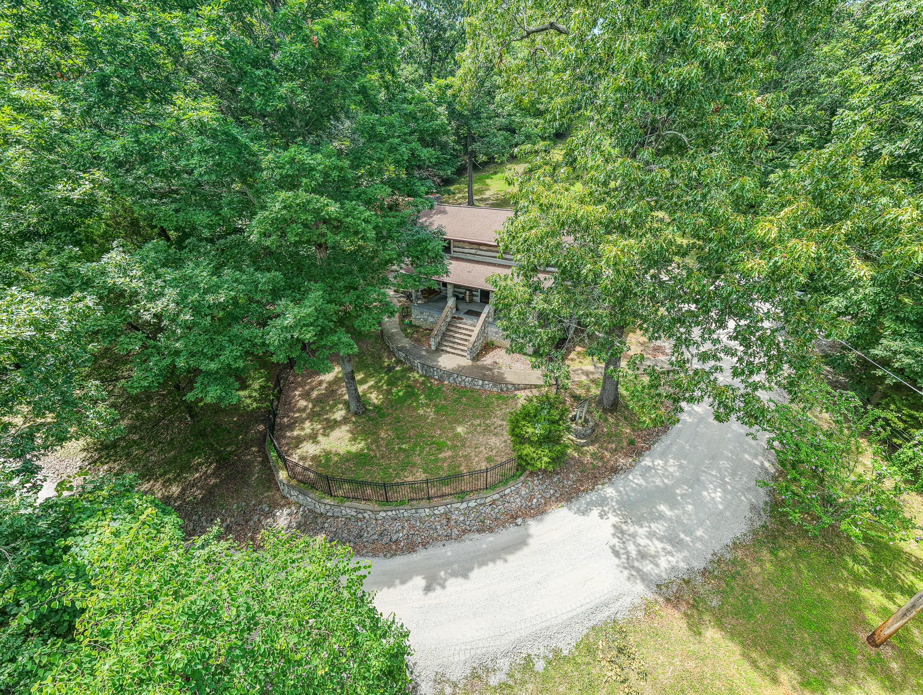 569 Hogans Branch Rd