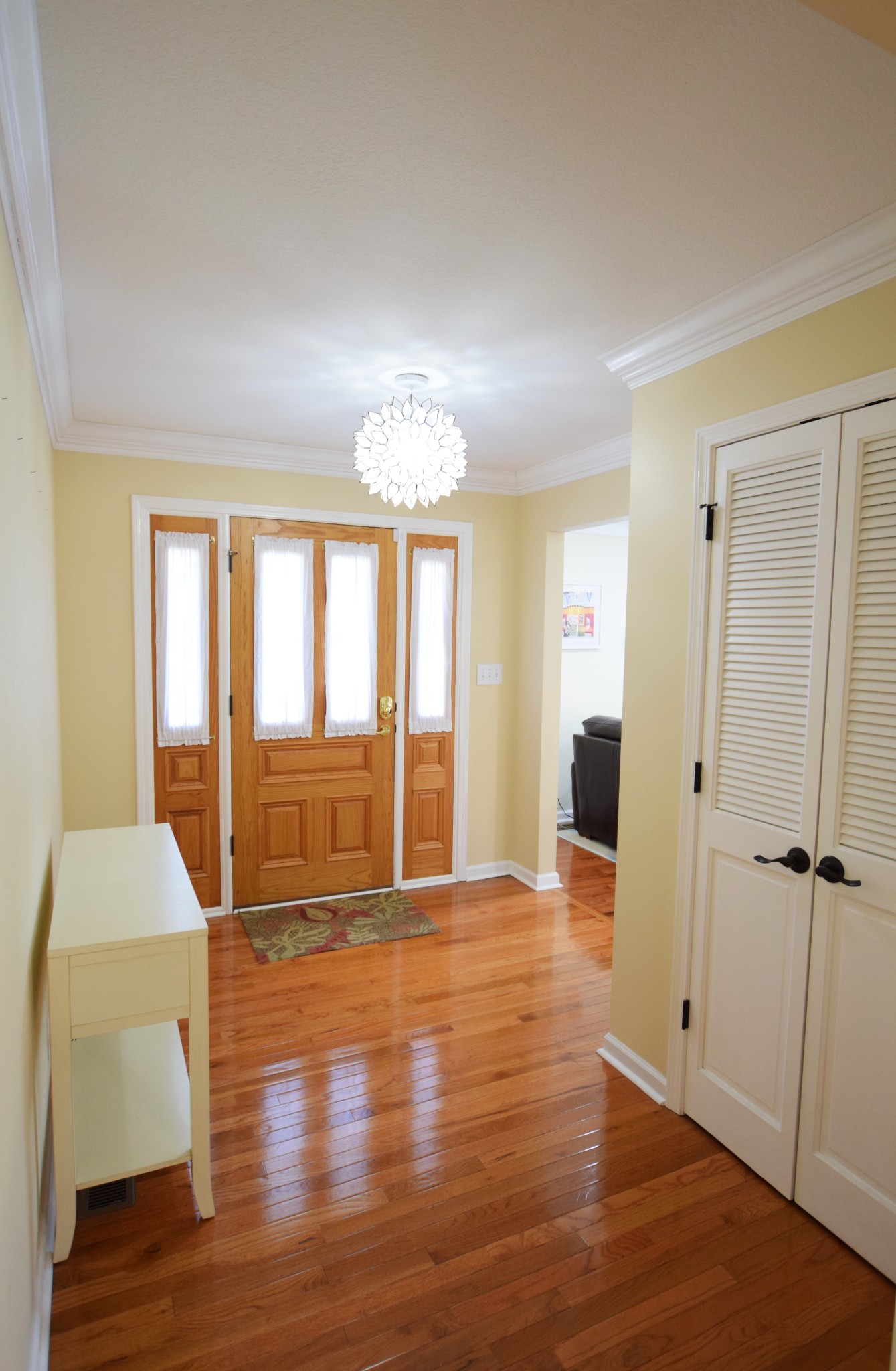 2828 Trelawny Dr