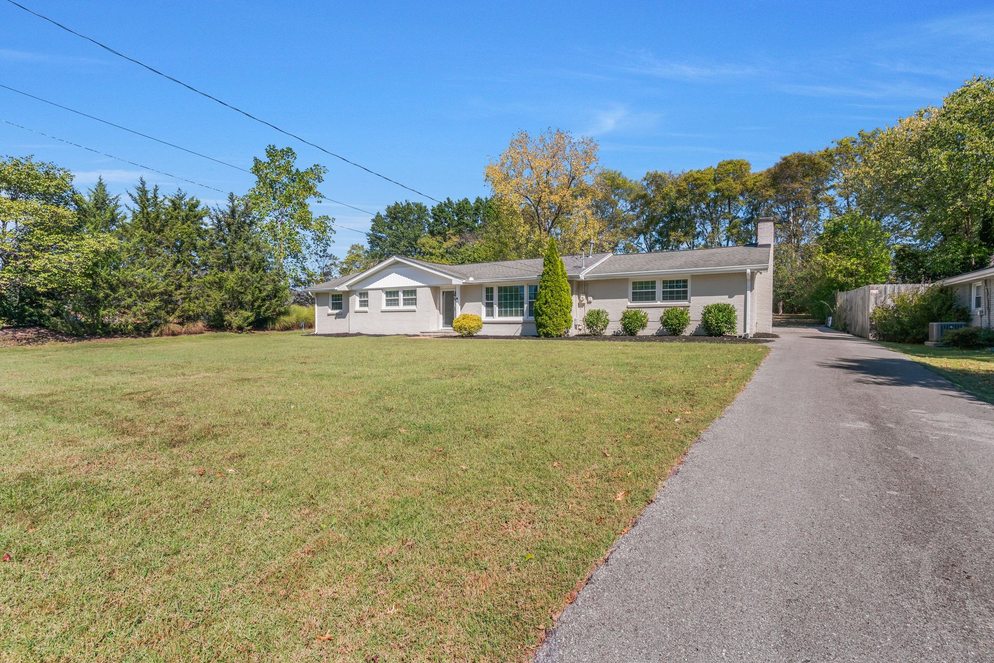 103 Maple Dr