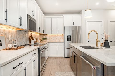 Photo of 130 Zola Alley, Nashville, TN 37209 (MLS # 3169536)