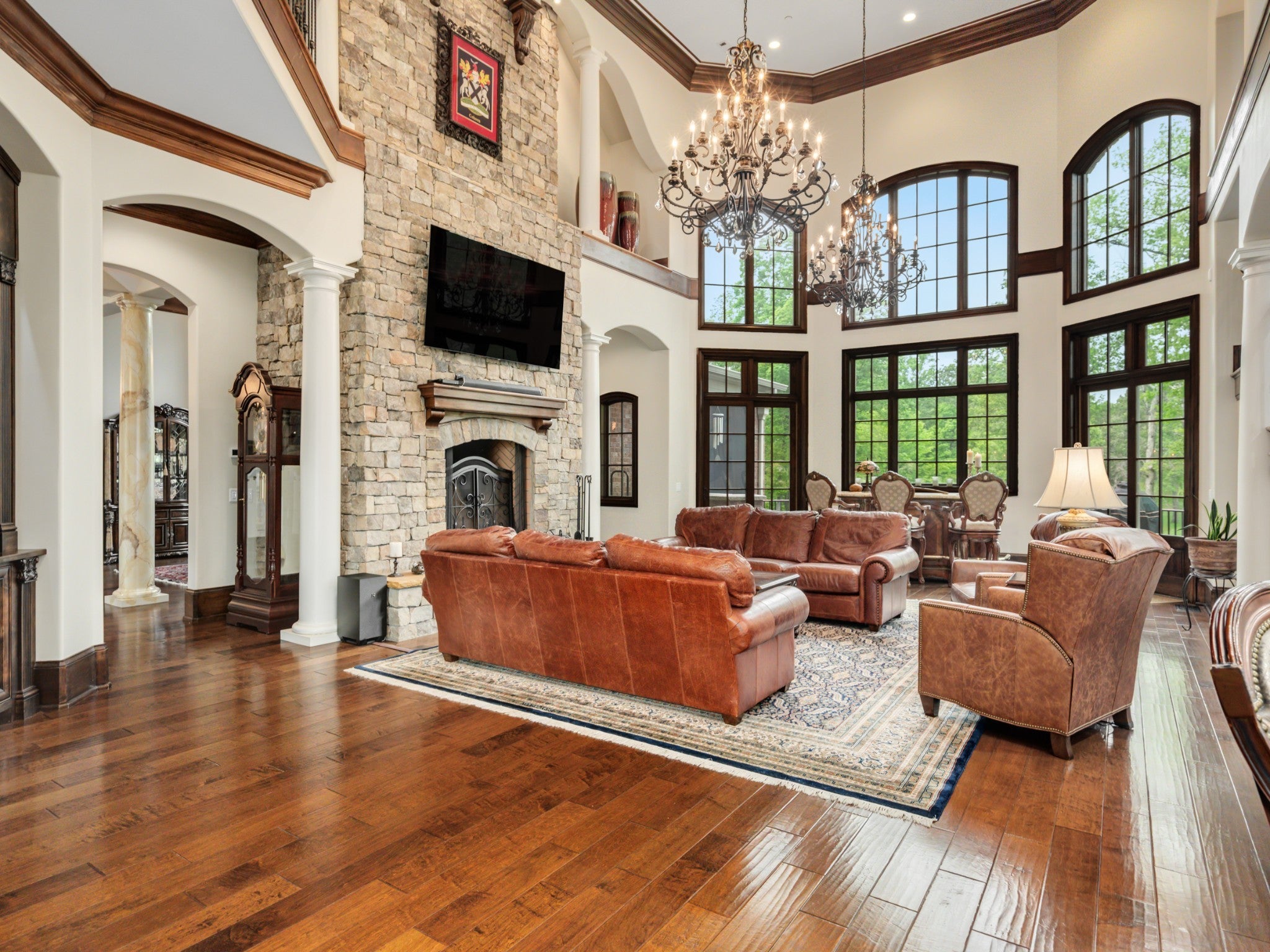 2925 Old Clarksville Pike