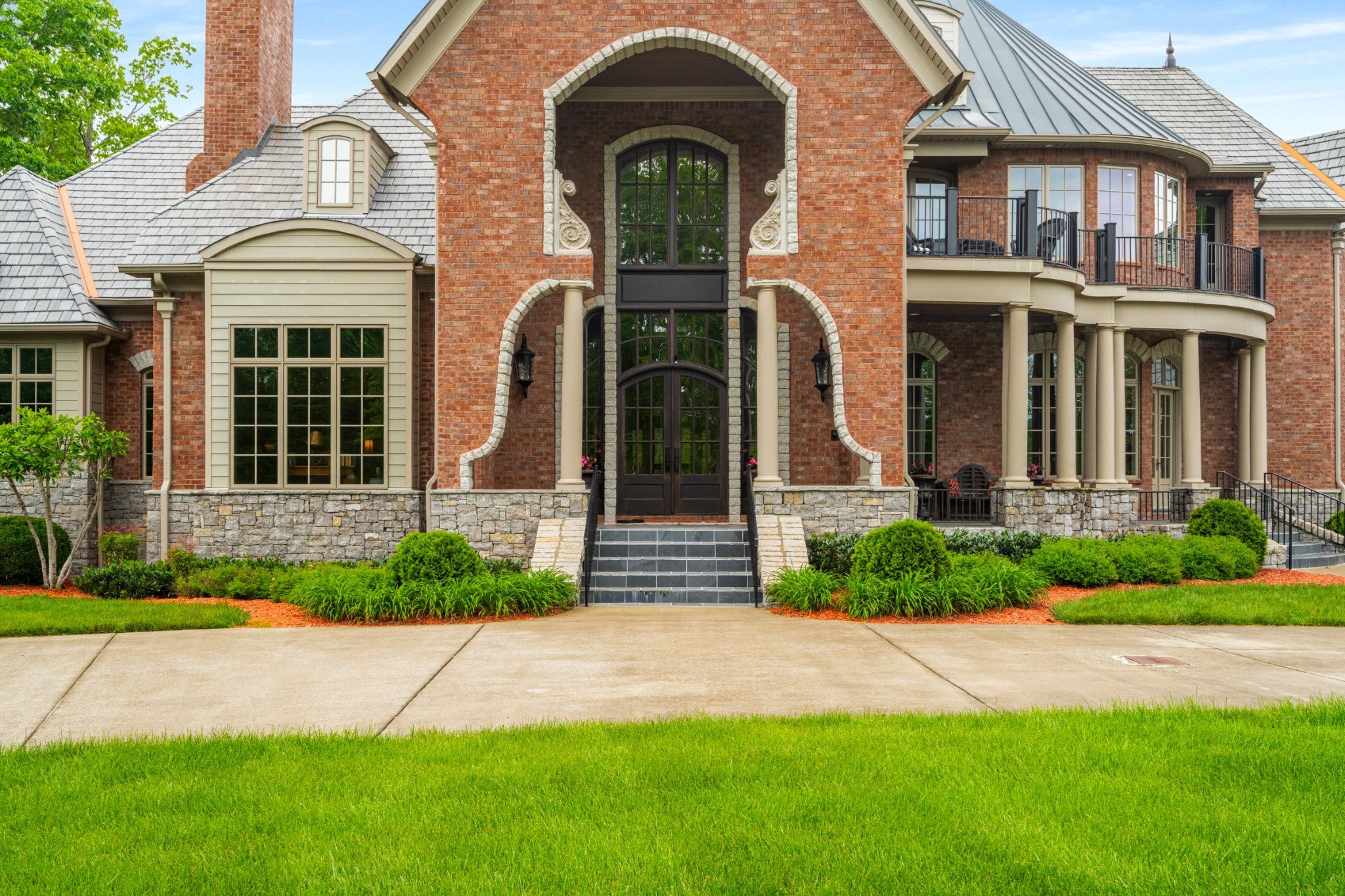 2925 Old Clarksville Pike