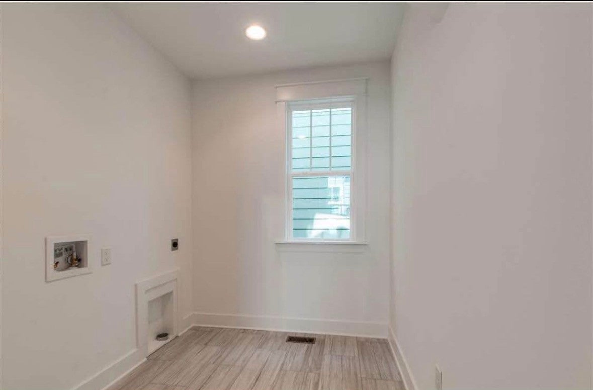 3-bed home for rent in Nashville, TN 37206, 1609b Porter Ave 1609b Porter Ave, Nashville TN 37206 3-bed home, photo 4 of 20