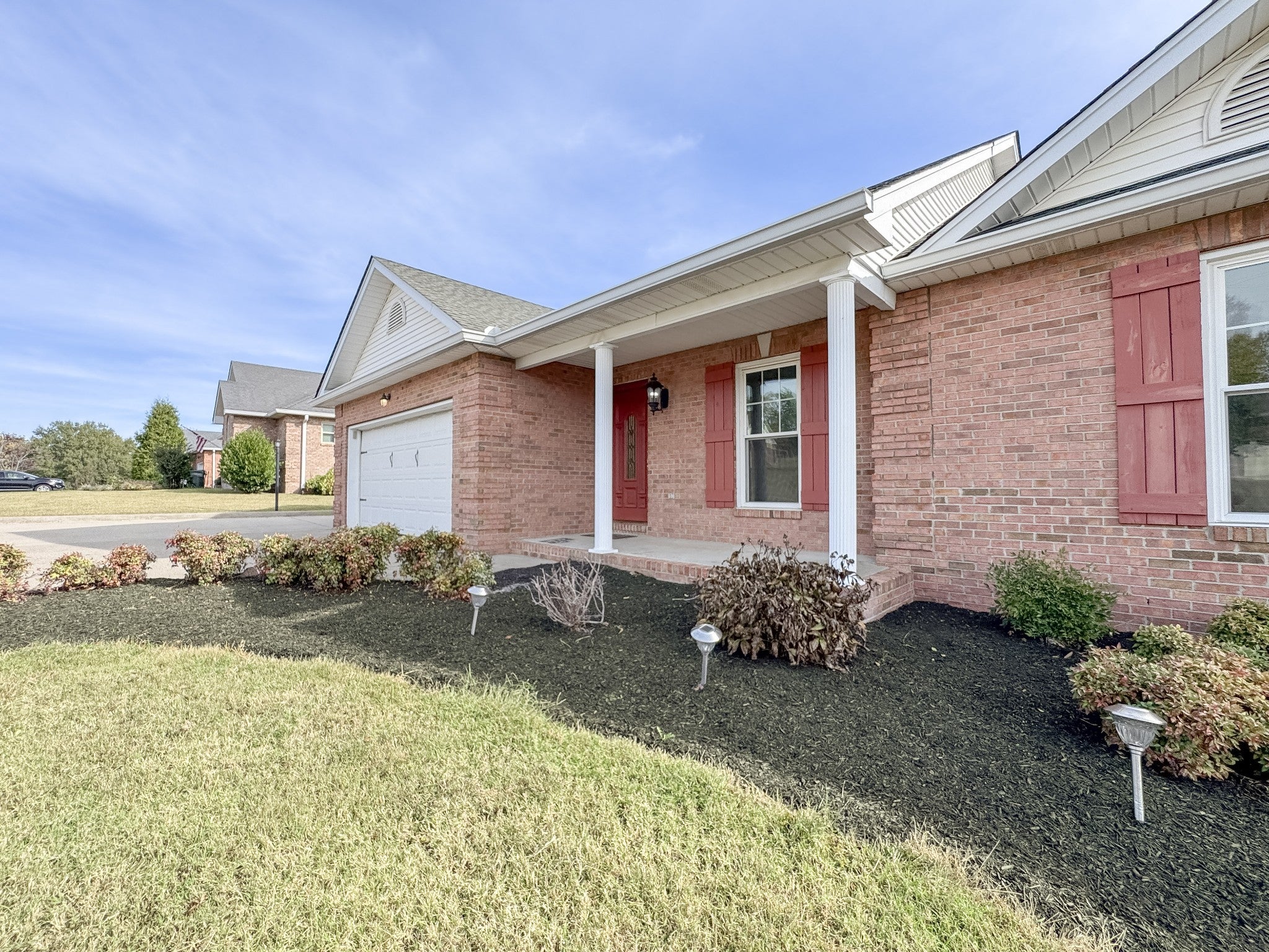 415 Woodlands Dr