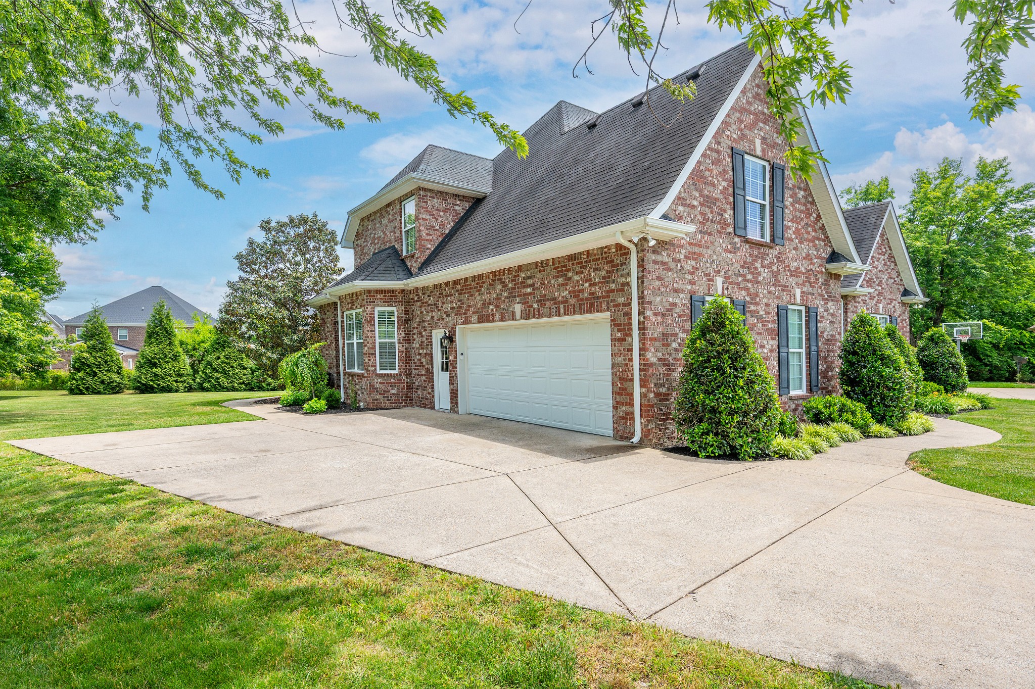 753 Kitty Ct