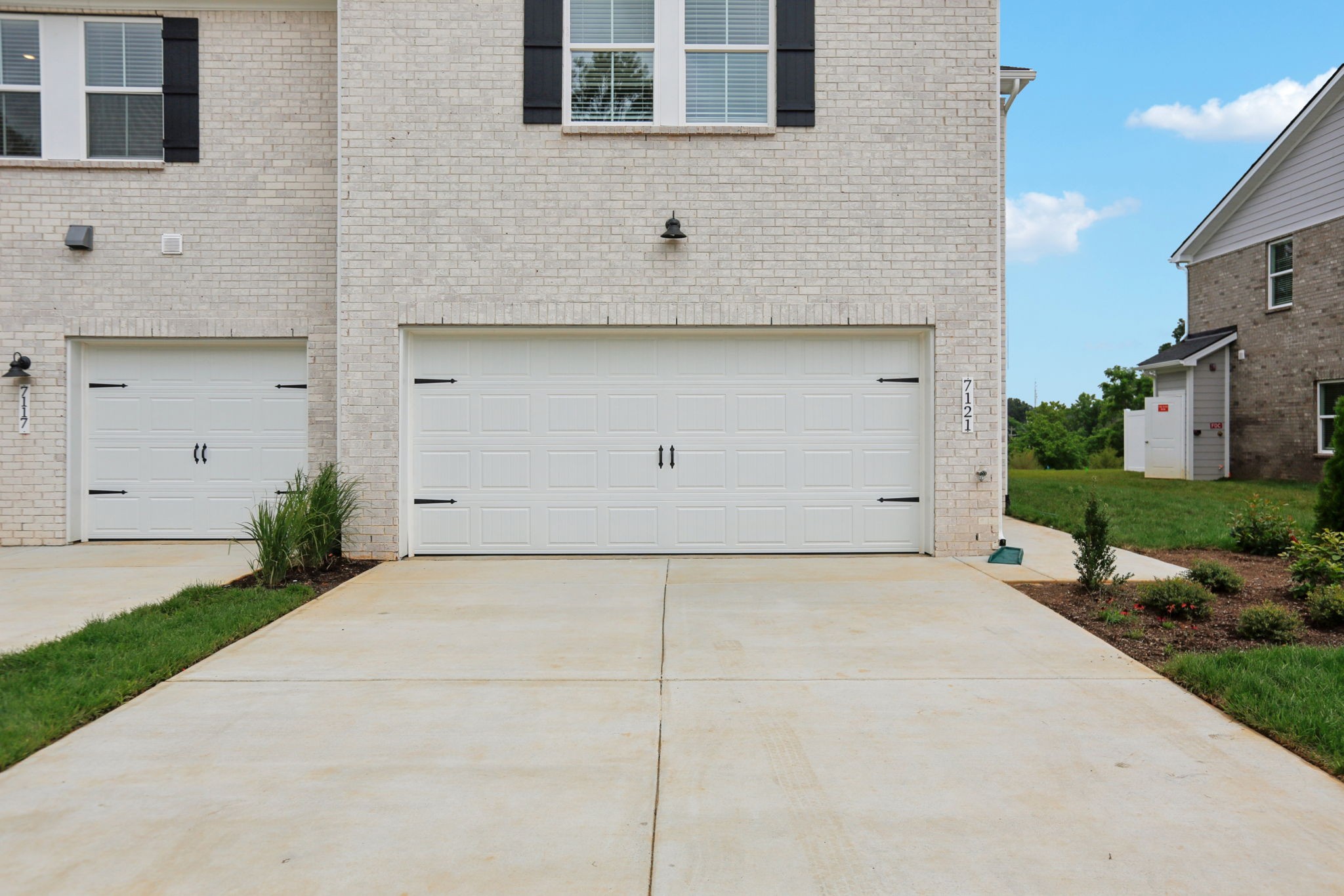 7121 Cedarcrest Lane