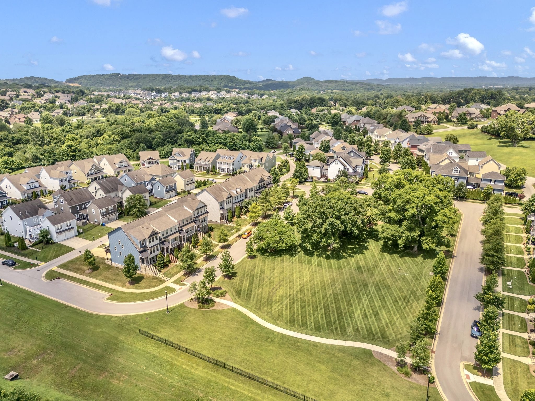 9549 Dresden Sq