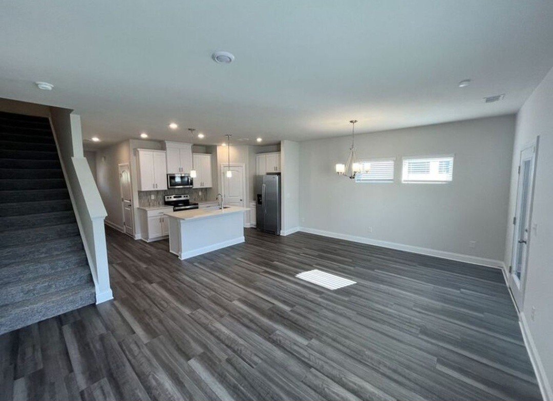 4509 Skywood Ln