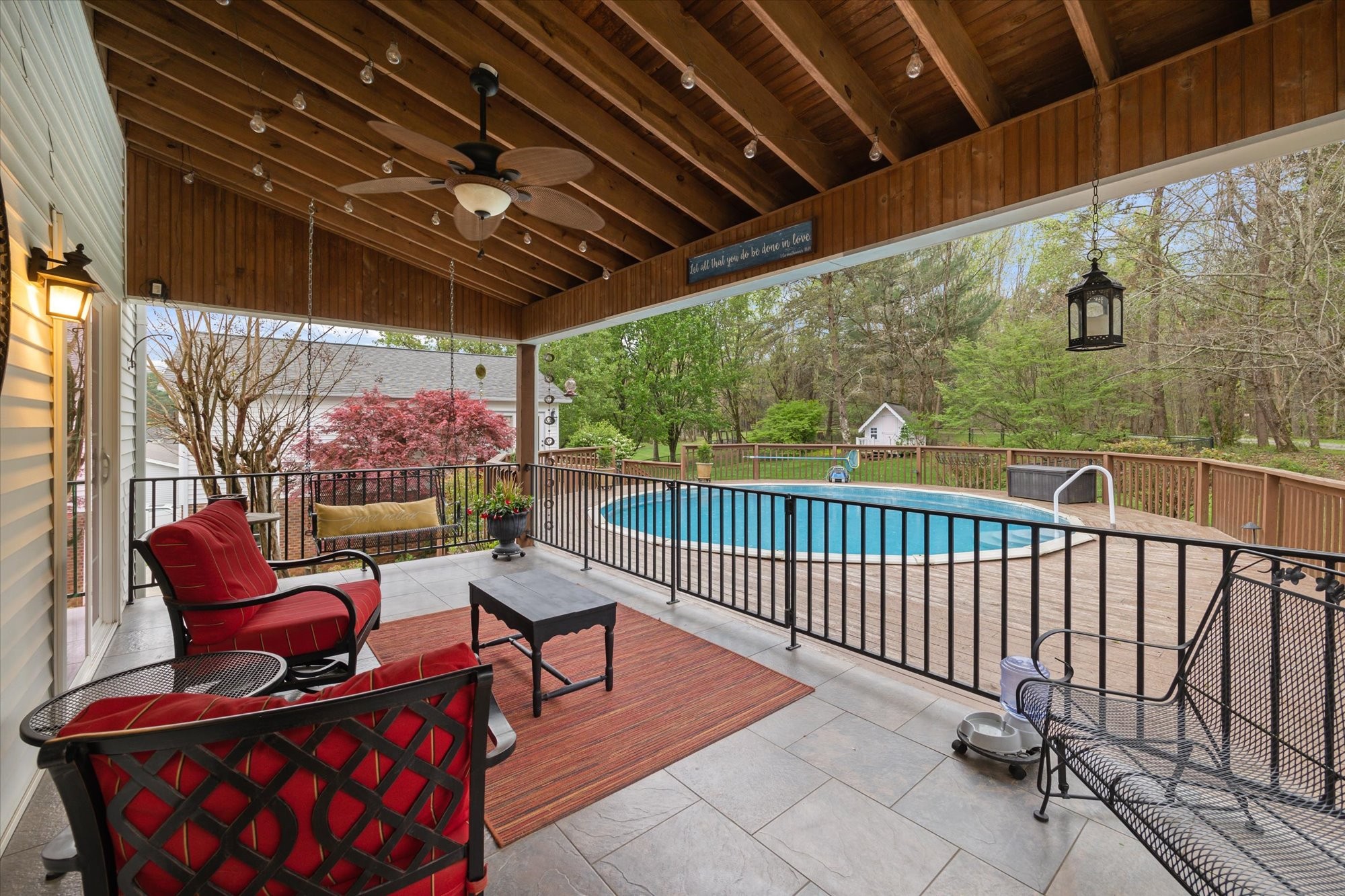 2815 Deerhaven Dr