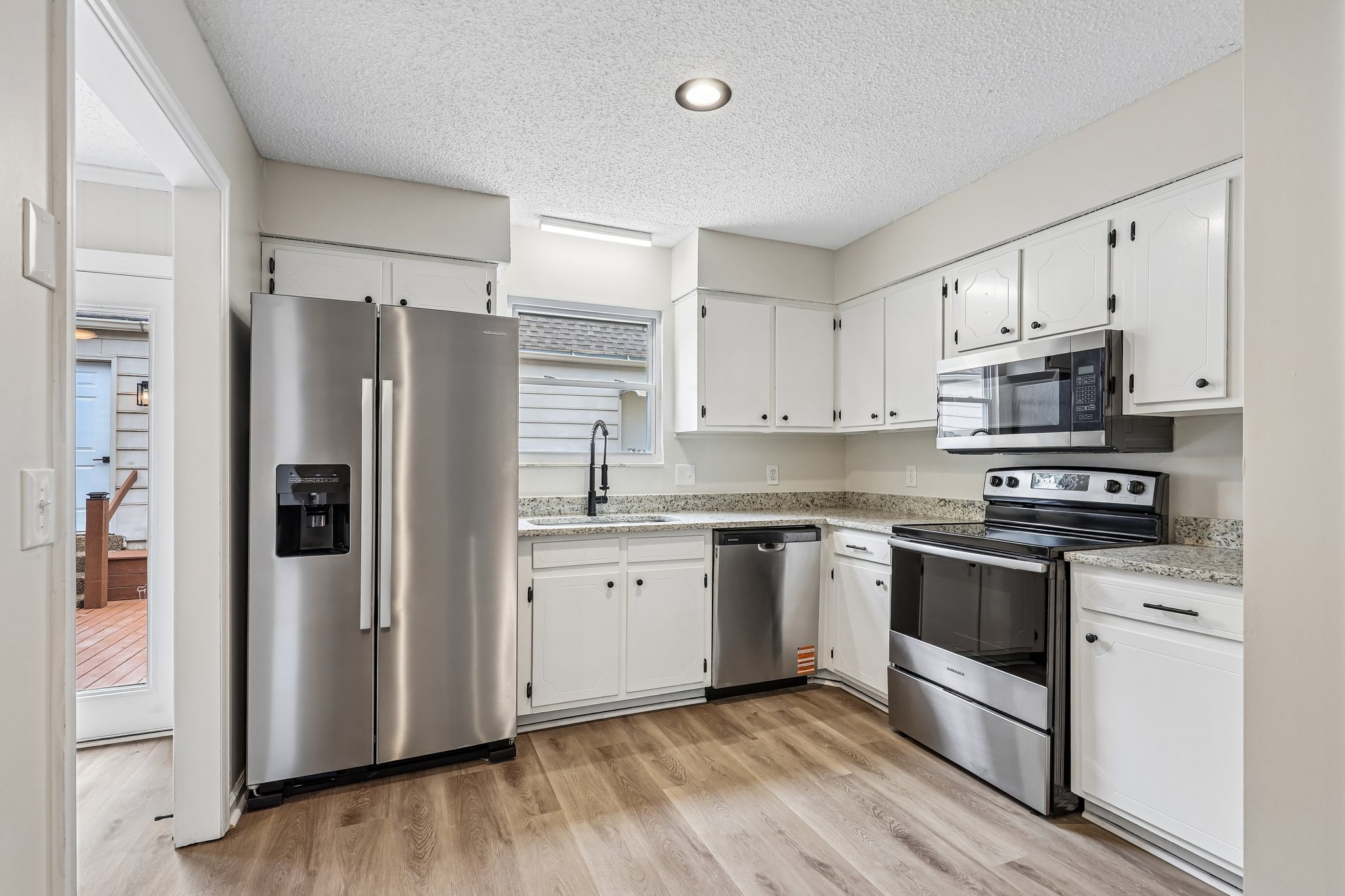 Photo 1 of 21 — 3880 Priest Lake Dr 54, Nashville, TN 37217