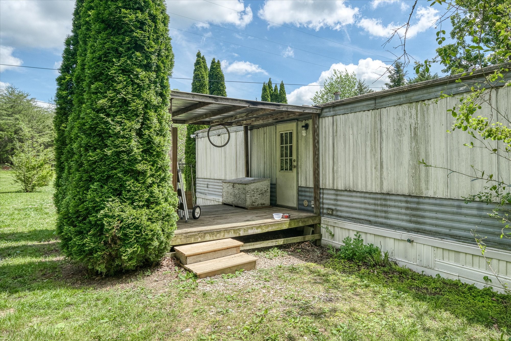 280 Bone Cave Rd