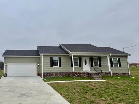 1041 Hurricane Rd Tullahoma TN 37388