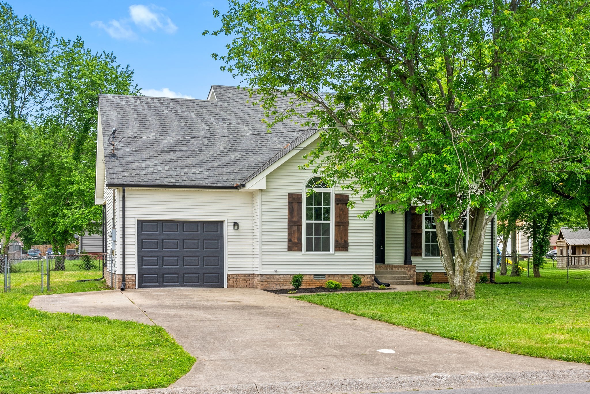 3403 Minor Dr