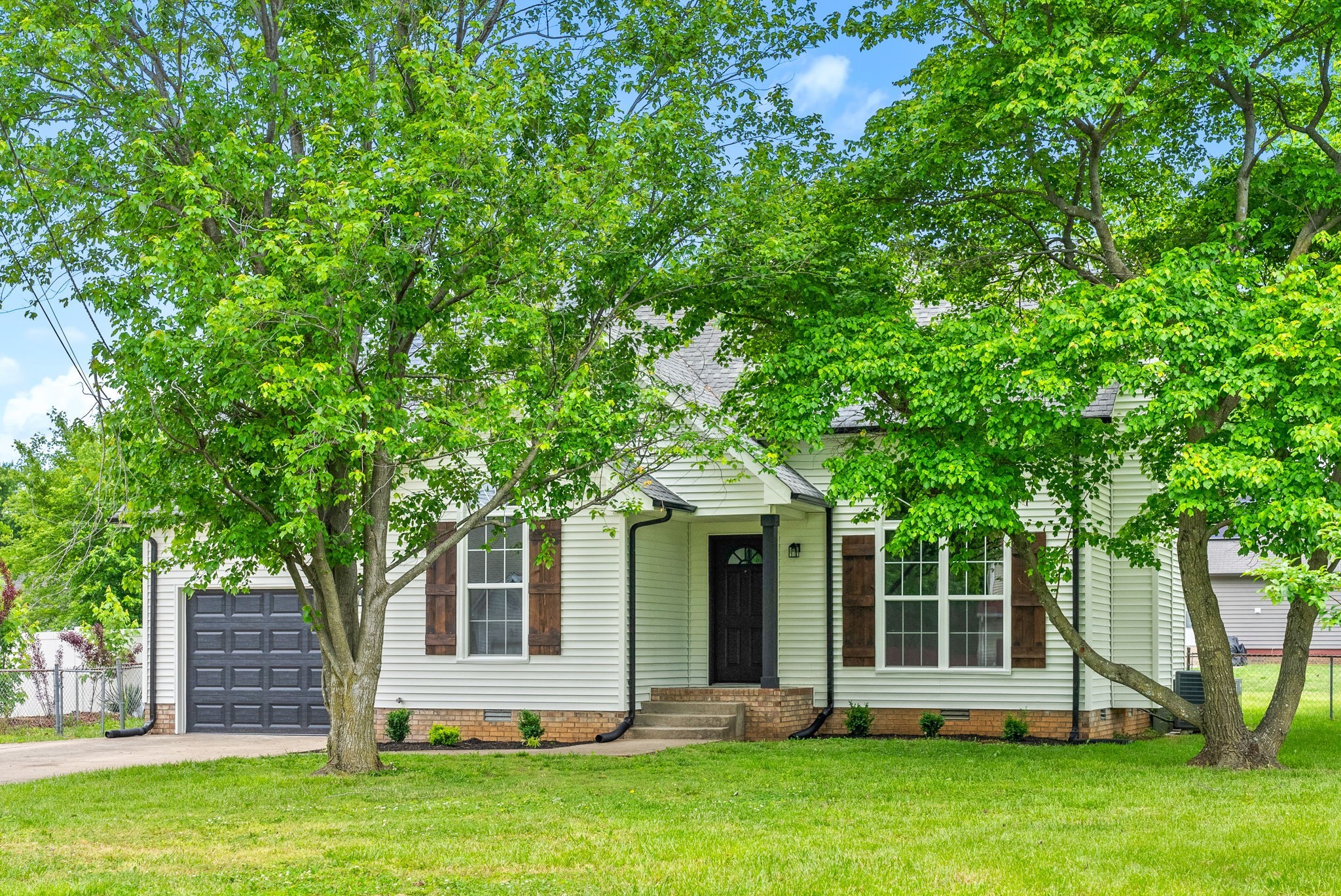 3403 Minor Dr